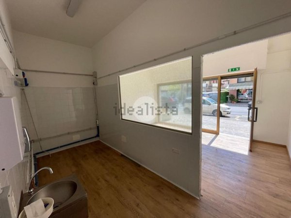 locale commerciale in affitto a Scanzorosciate