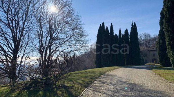 casa indipendente in affitto a Scanzorosciate