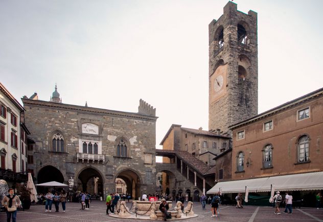 appartamento in affitto a Scanzorosciate