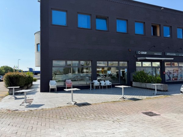negozio in affitto a Seriate