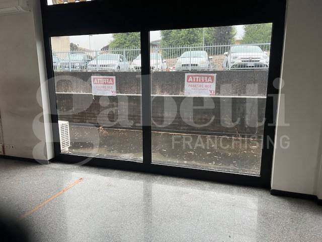 negozio in affitto a Seriate