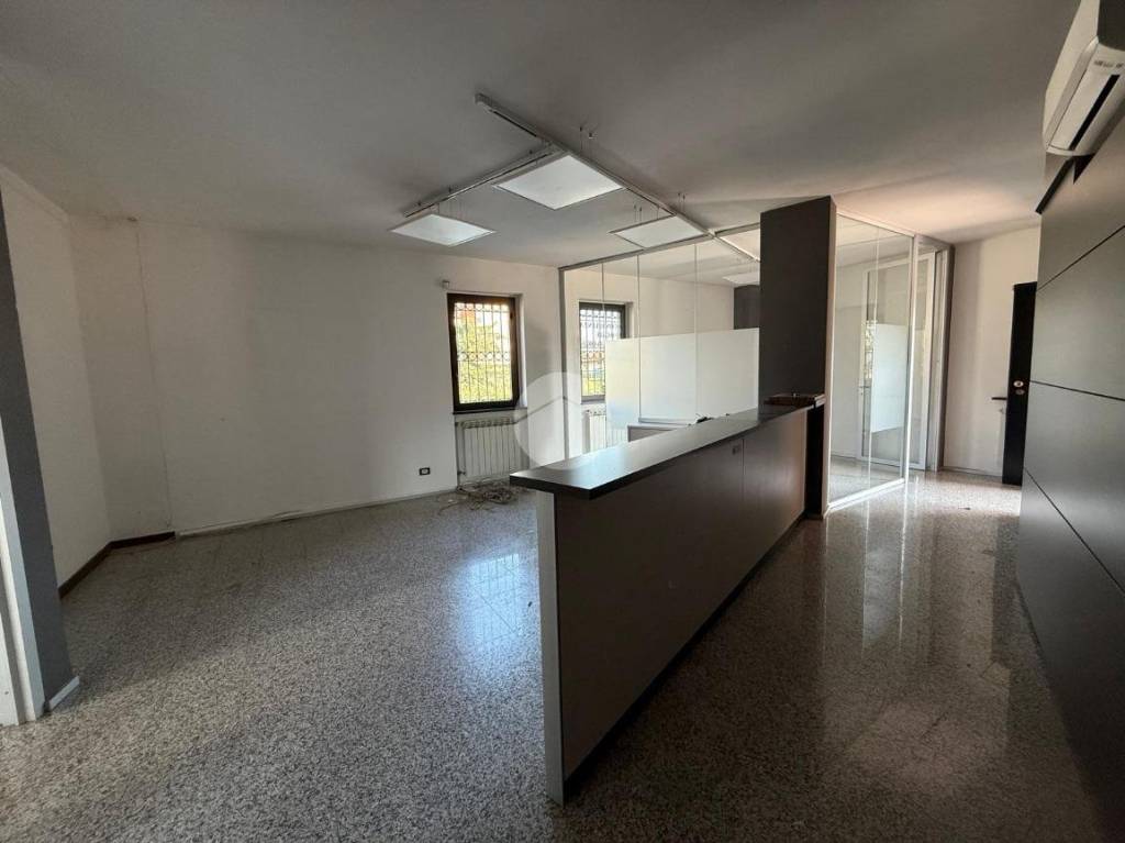 ufficio in affitto a Seriate