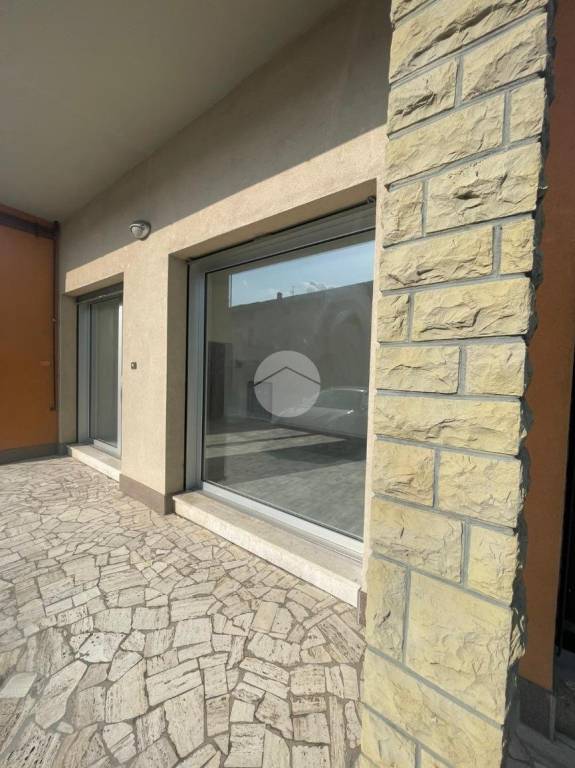 negozio in affitto a Seriate in zona Cassinone