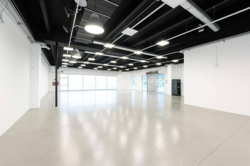 negozio in affitto a Seriate