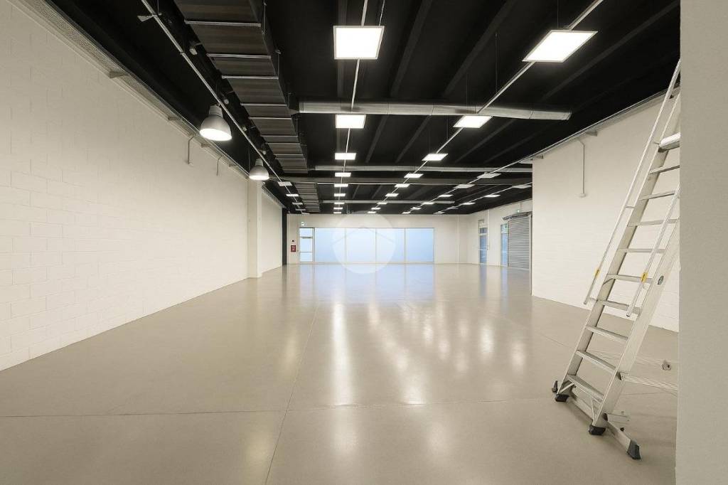 negozio in affitto a Seriate