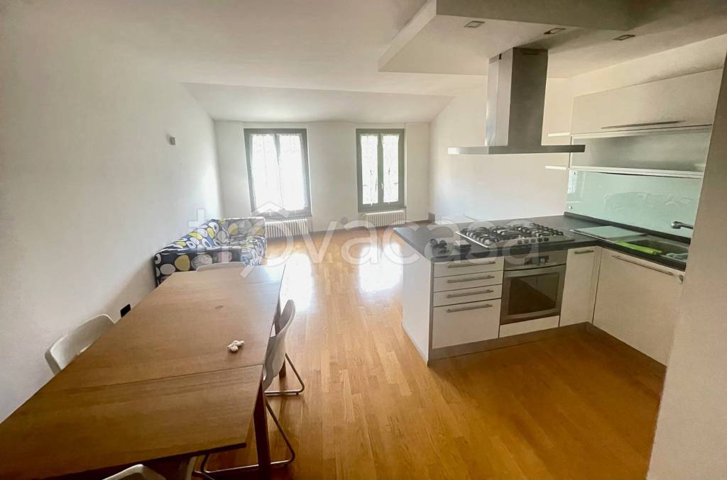 appartamento in affitto a Seriate