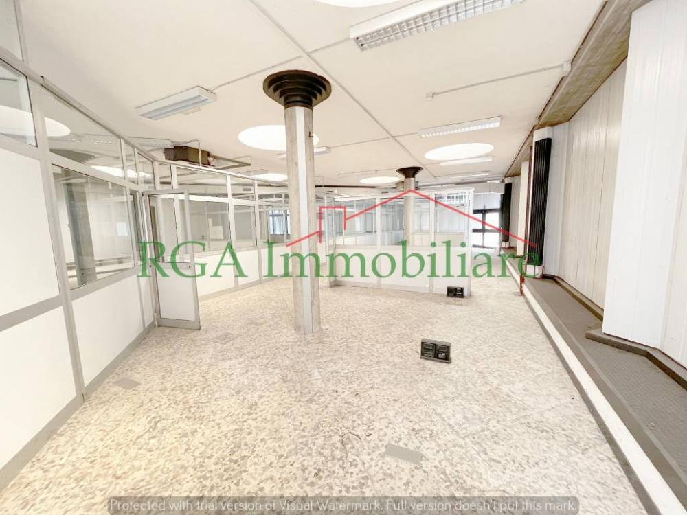 locale di sgombero in affitto a Seriate