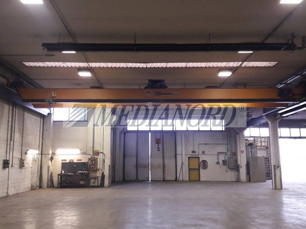 capannone in affitto a Seriate