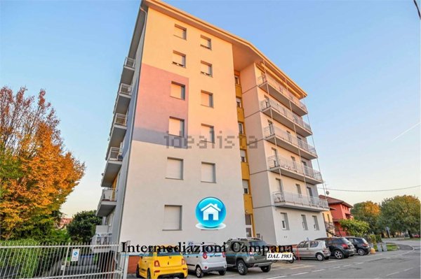appartamento in affitto a Seriate in zona Paderno