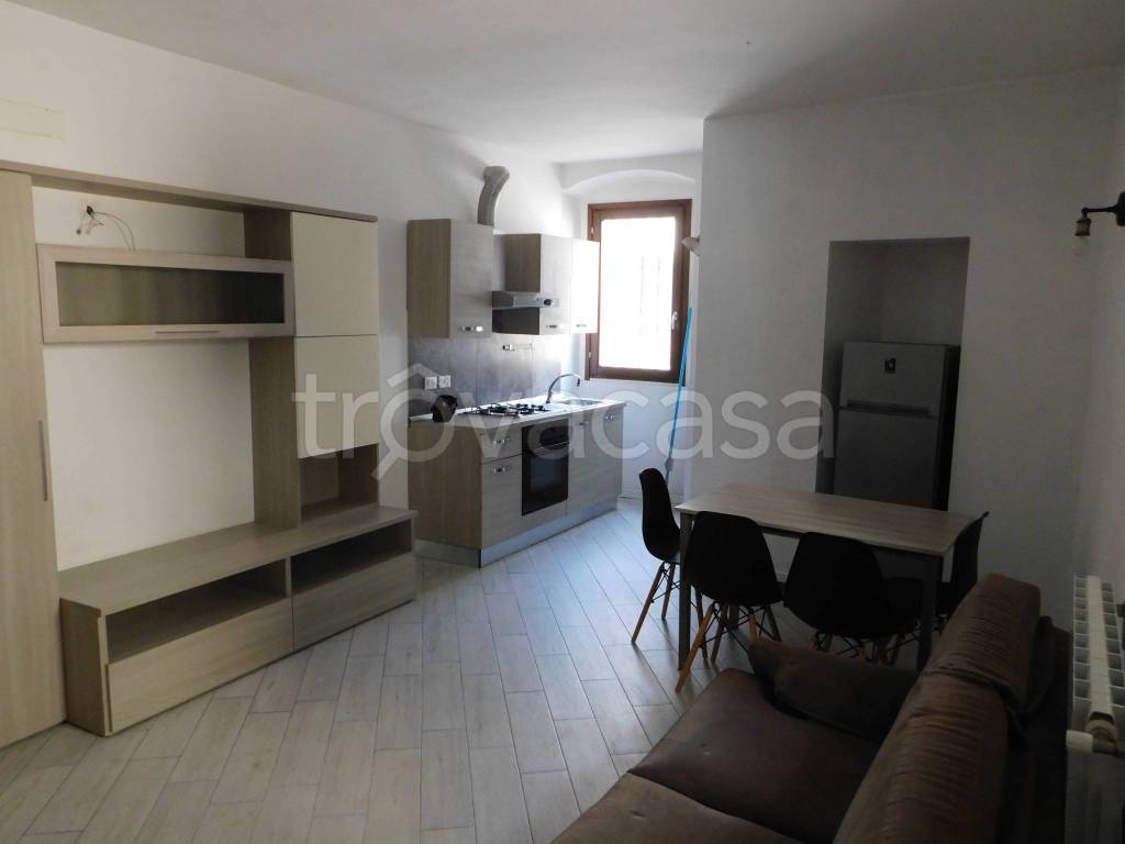 appartamento in affitto a Seriate in zona Paderno
