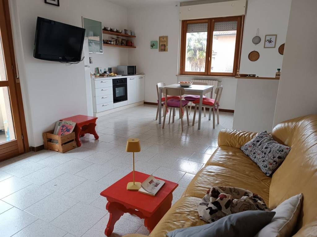 appartamento in affitto a Seriate in zona Paderno