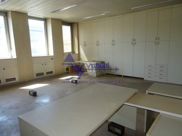 ufficio in affitto a Seriate in zona Paderno