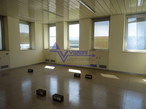 ufficio in affitto a Seriate in zona Paderno
