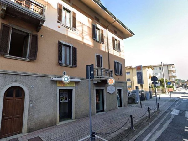 negozio in affitto a Sorisole in zona Petosino