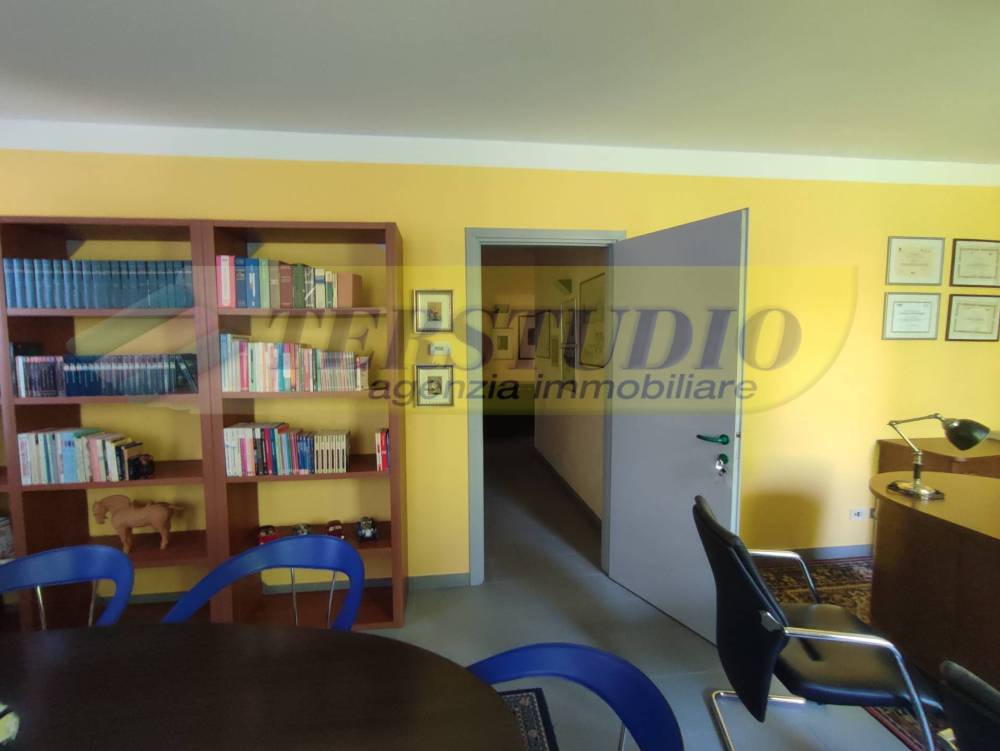 ufficio in affitto a Sotto il Monte Giovanni XXIII