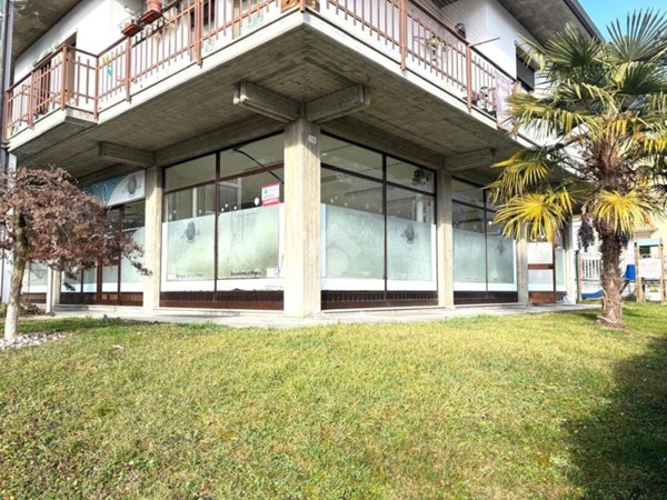 negozio in affitto a Sovere