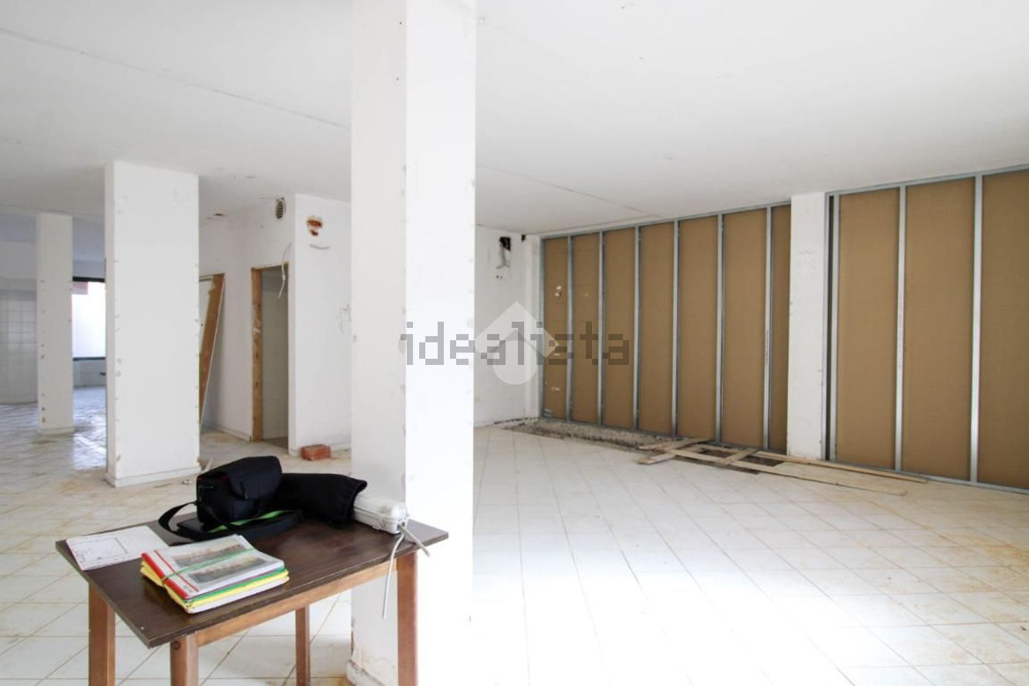 negozio in affitto a Stezzano