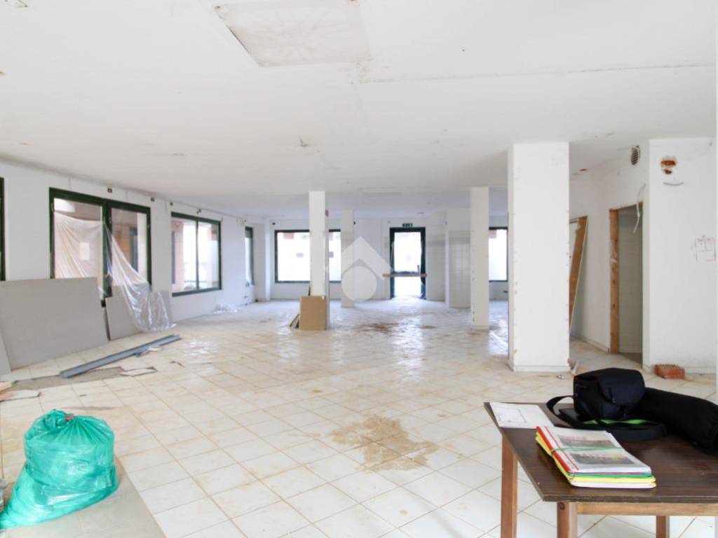 ufficio in affitto a Stezzano