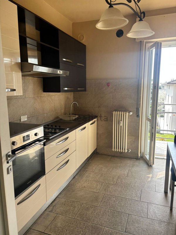 appartamento in affitto a Stezzano