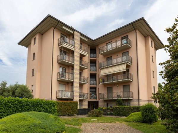 appartamento in affitto a Stezzano
