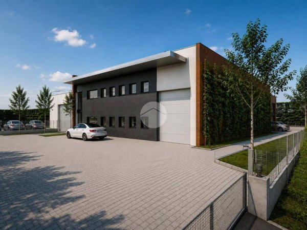 locale commerciale in affitto a Stezzano