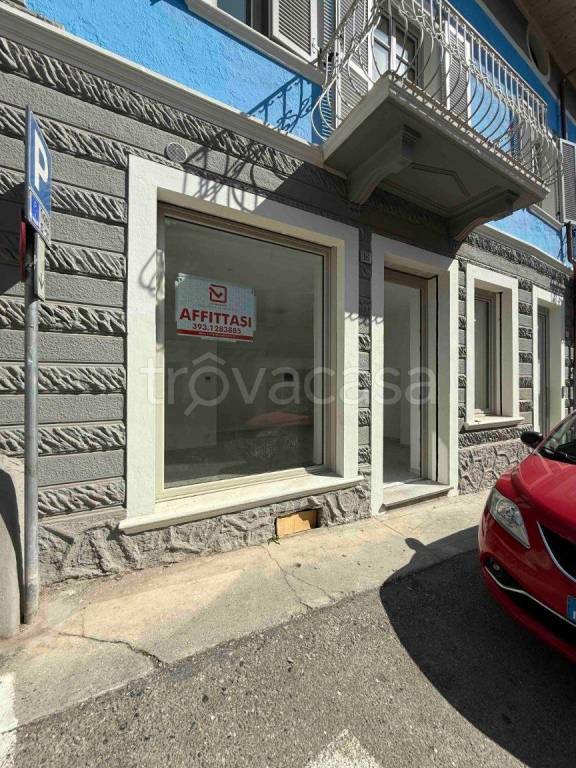 negozio in affitto ad Avigliana