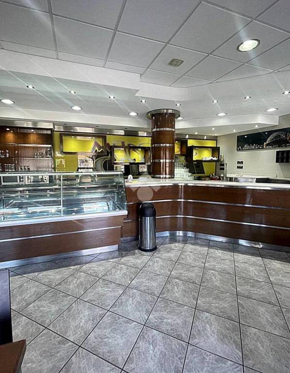 negozio in affitto ad Avigliana