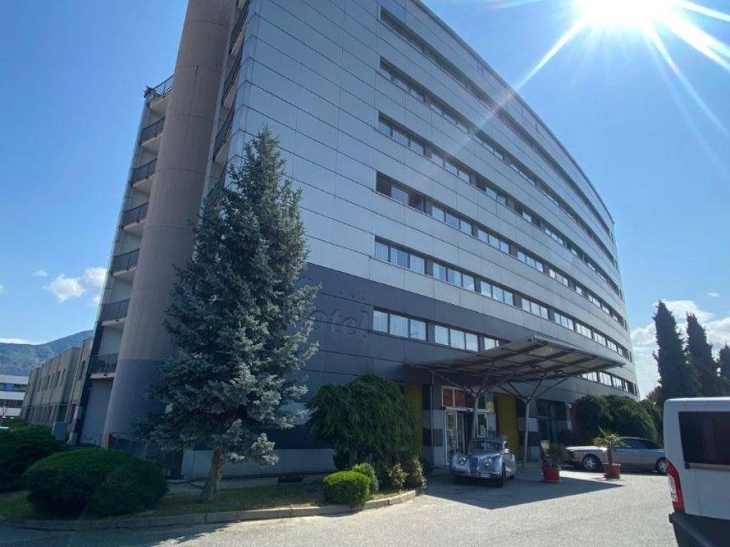 negozio in affitto ad Avigliana