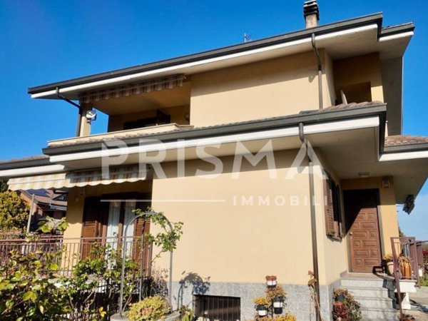 casa indipendente in affitto ad Avigliana