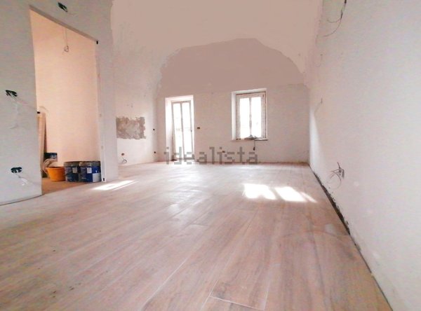 locale commerciale in affitto ad Avigliana