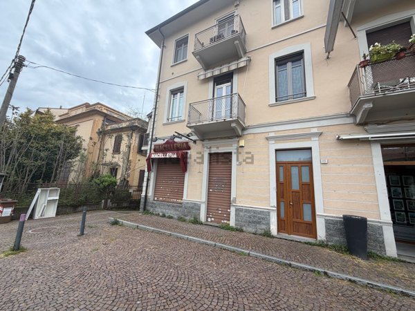 locale commerciale in affitto ad Avigliana