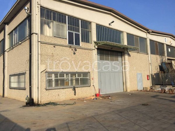 locale commerciale in affitto ad Avigliana