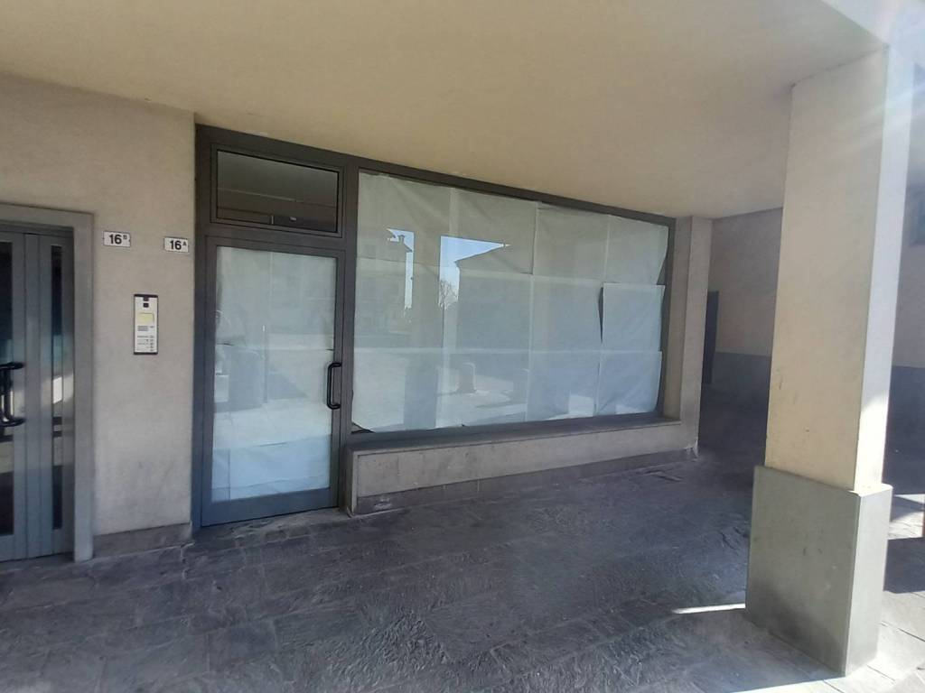 negozio in affitto a Telgate