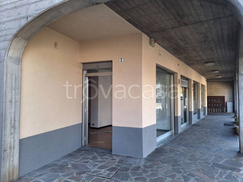 negozio in affitto a Telgate