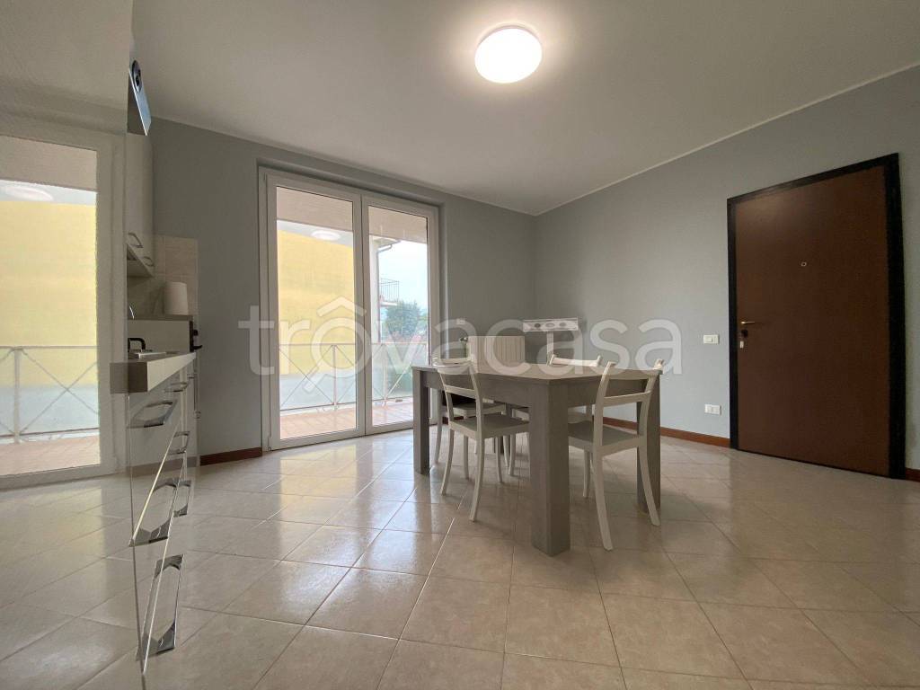 appartamento in affitto a Terno d'Isola