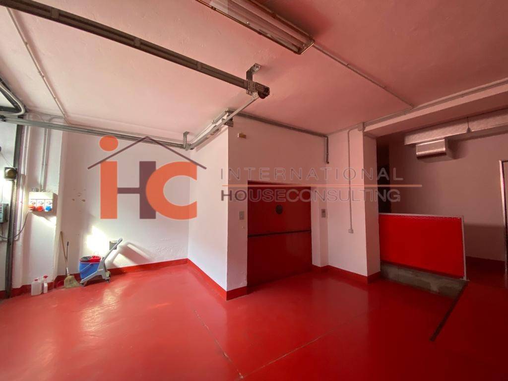 negozio in affitto a Torre Boldone