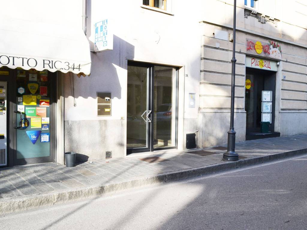 negozio in affitto a Trescore Balneario
