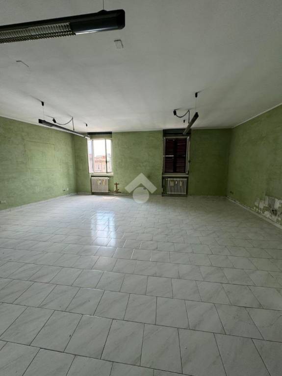 negozio in affitto a Trescore Balneario