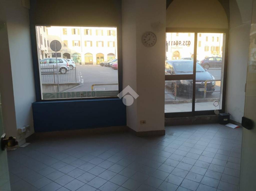 negozio in affitto a Trescore Balneario