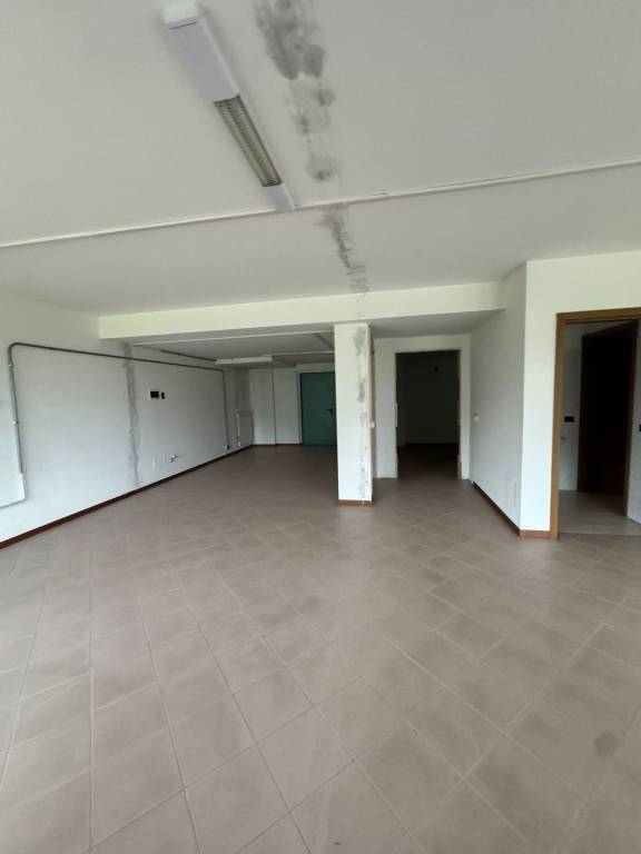ufficio in affitto a Trescore Balneario