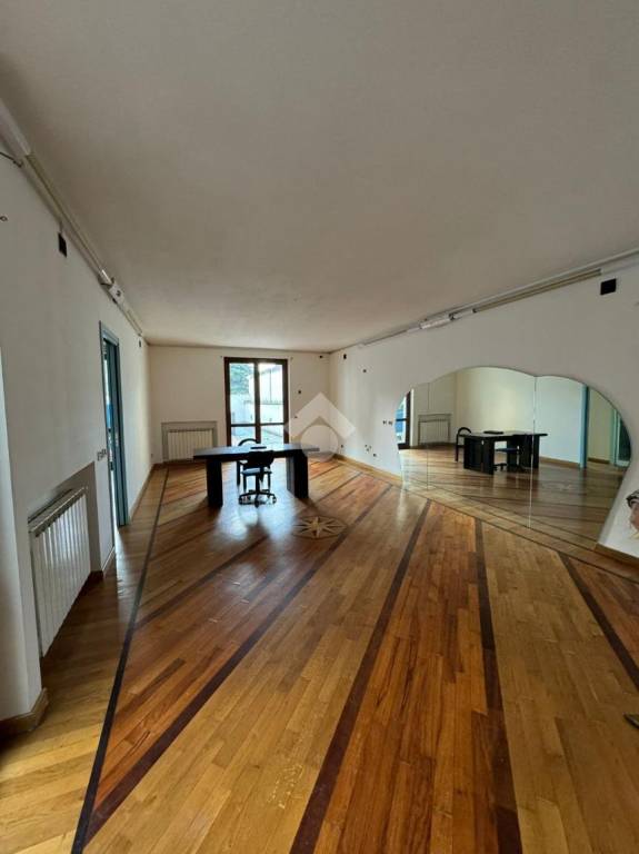 ufficio in affitto a Trescore Balneario