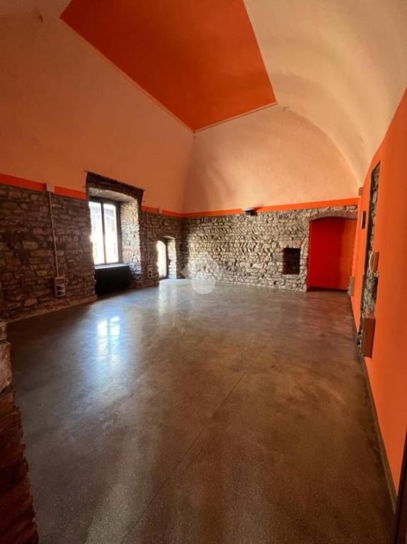 negozio in affitto a Trescore Balneario