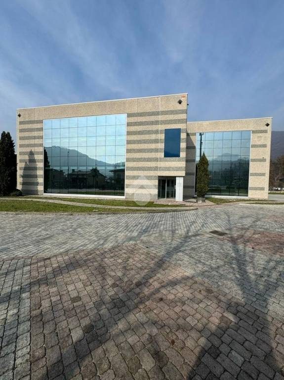locale commerciale in affitto a Trescore Balneario