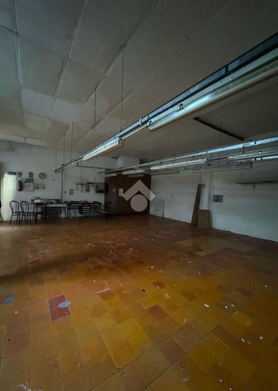 locale commerciale in affitto a Trescore Balneario