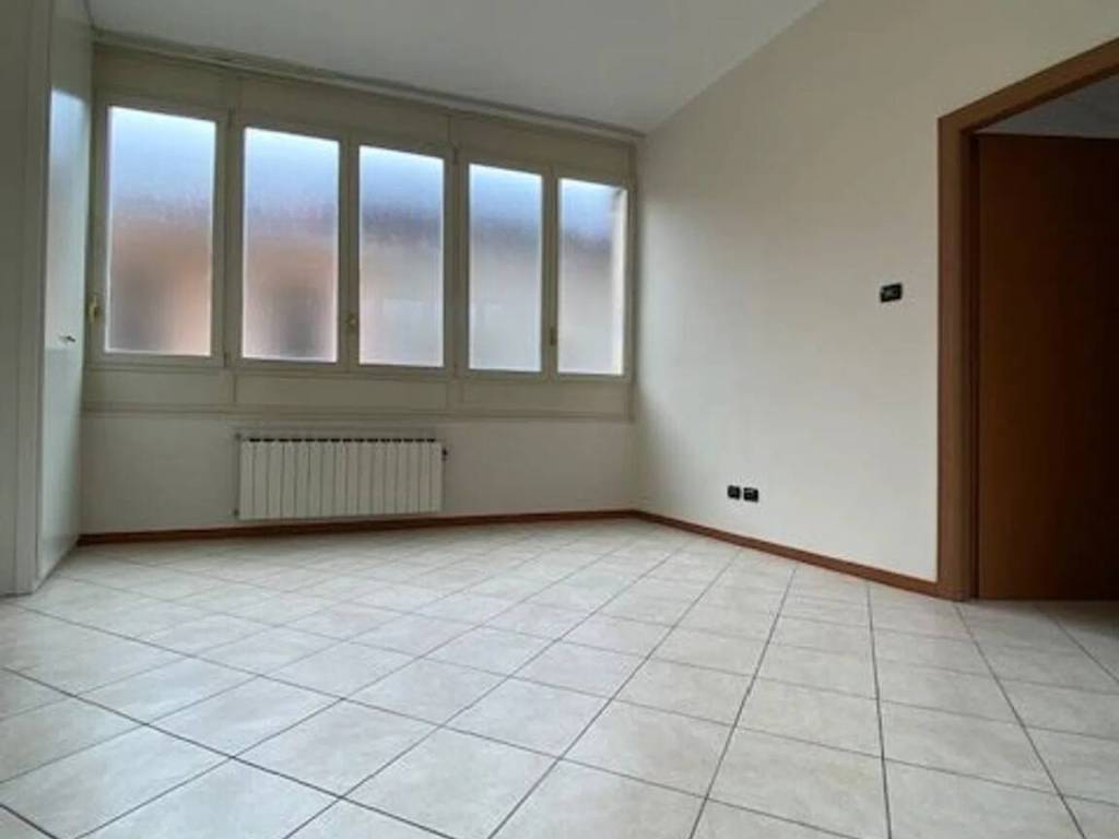 ufficio in affitto a Trescore Balneario