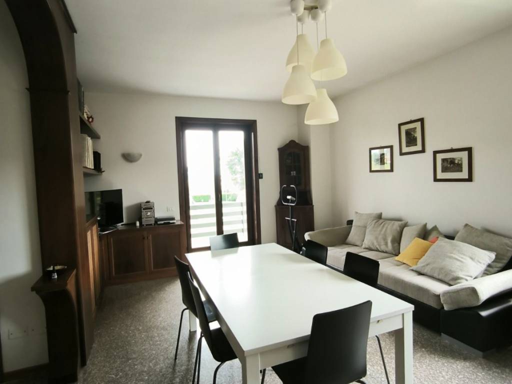 appartamento in affitto a Trescore Balneario