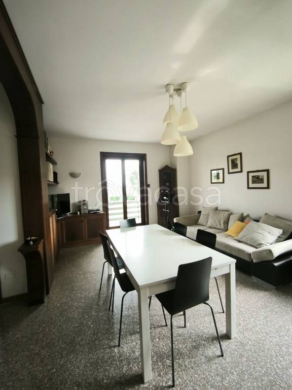 appartamento in affitto a Trescore Balneario
