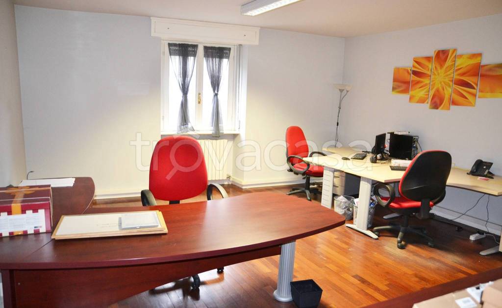 ufficio in affitto a Trescore Balneario