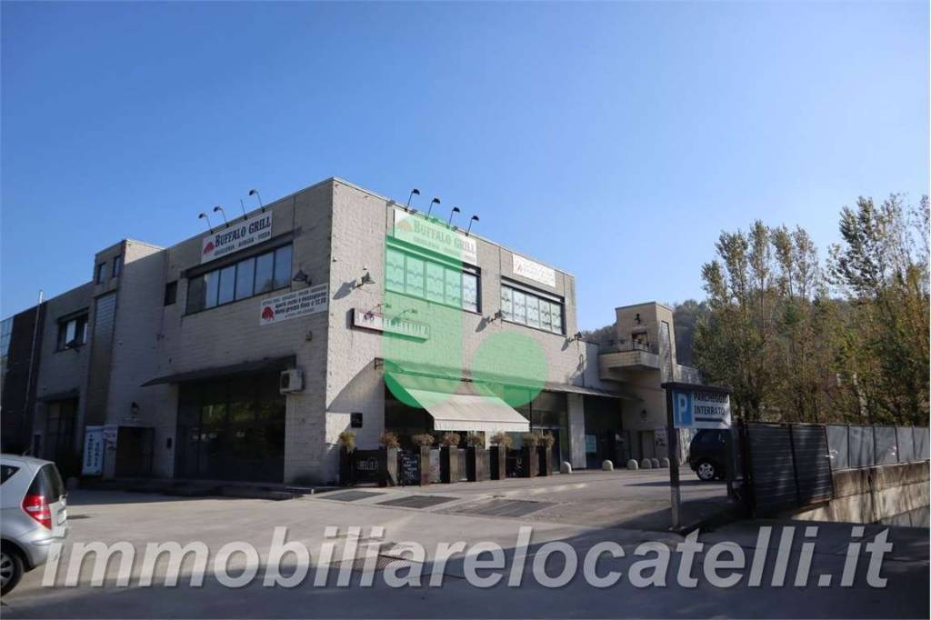 negozio in affitto a Trescore Balneario