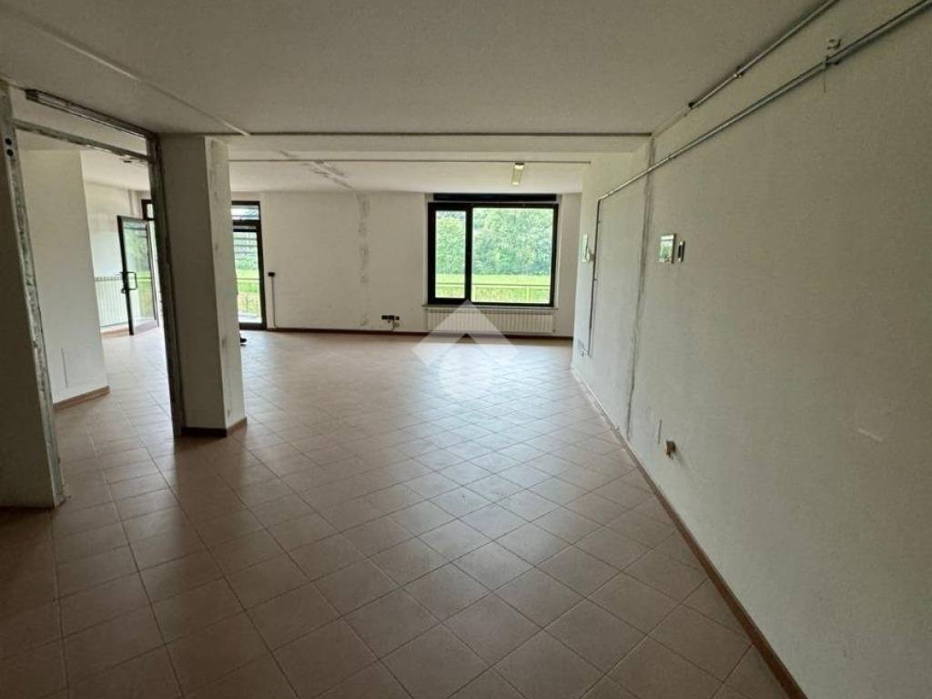 ufficio in affitto a Trescore Balneario